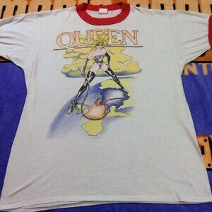 Vintage 1980s Queen Band Mistress 1982 Hot Space European Tour Large T-shirt